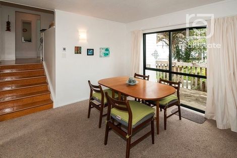 Photo of property in 2/25 Philson Terrace, Browns Bay, Auckland, 0630