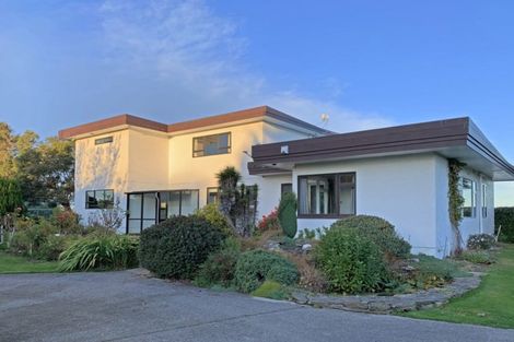 Photo of property in 39 Settlement Hill Road, Owaka, 9586