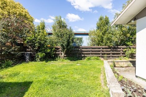 Photo of property in 1/16 Guthrie Road, Havelock North, 4130