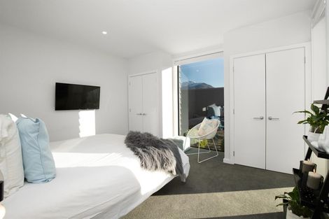 Photo of property in 8 Fife Court, Jacks Point, Queenstown, 9371