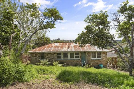 Photo of property in 84 Sutherland Road, Brookfield, Tauranga, 3110