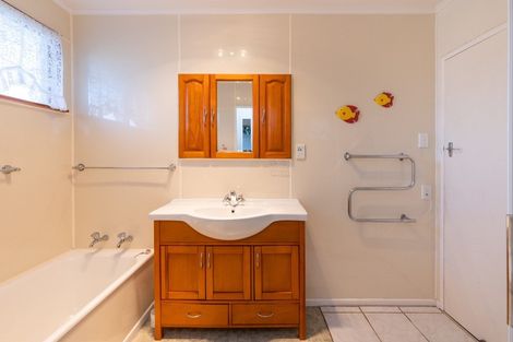 Photo of property in 8 Park Road, West End, Palmerston North, 4412