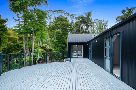 Photo of property in 63 Pomona Road, Kumeu, 0891