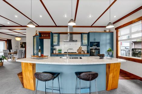 Photo of property in 117 Carrington Street, Lower Vogeltown, New Plymouth, 4310