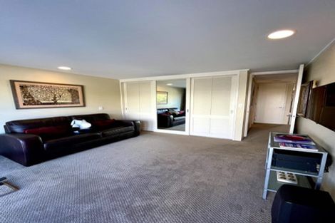 Photo of property in Highwic, 2/32 Hobson Street, Thorndon, Wellington, 6011