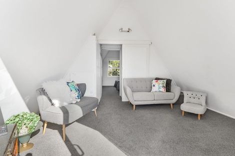 Photo of property in 64 Hazelwood Avenue, Dinsdale, Hamilton, 3204