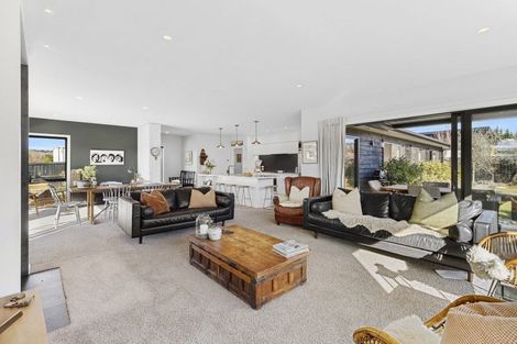 Photo of property in 15 Kingfisher Crescent, Albert Town, Wanaka, 9305