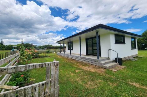Photo of property in 42 Watt Livingstone Road, Westmere, Wanganui, 4574