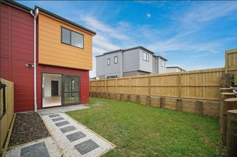 Photo of property in 8b Poruru Close, Papakura, 2110