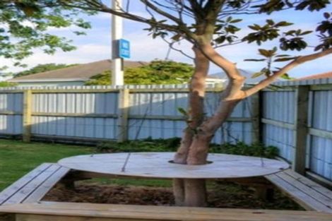 Photo of property in 214 Grove Road, Mayfair, Hastings, 4122