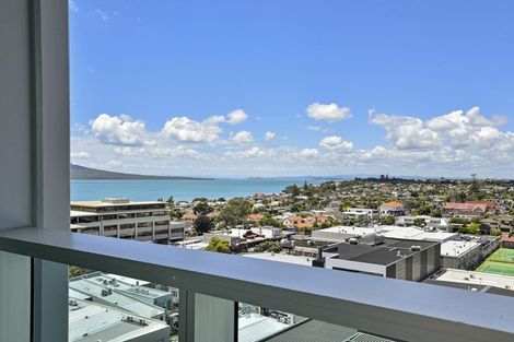 Photo of property in Sentinel Apartments, 1004/3 Northcroft Street, Takapuna, Auckland, 0622