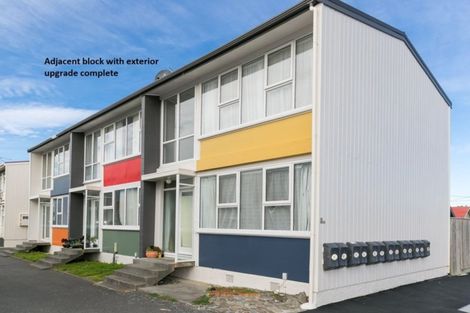 Photo of property in 7/55 Apu Crescent, Lyall Bay, Wellington, 6022