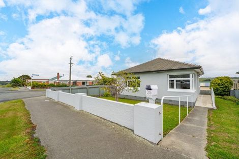 Photo of property in 35 Saint George Street, Watlington, Timaru, 7910