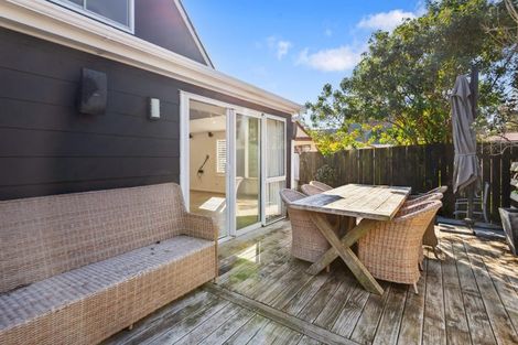 Photo of property in 161 Karewa Parade, Papamoa Beach, Papamoa, 3118