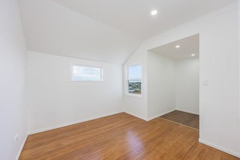 Photo of property in 241 Rodney Street, Wellsford, 0900