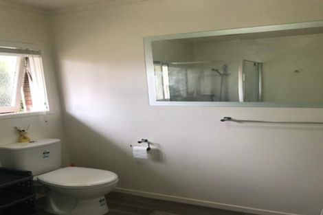 Photo of property in 2/188 Captain Springs Road, Onehunga, Auckland, 1061