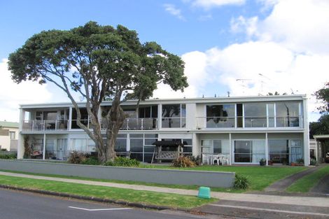 Photo of property in 5d The Esplanade, Eastern Beach, Auckland, 2012