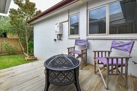 Photo of property in 36 Leburn Crescent, Flat Bush, Auckland, 2016