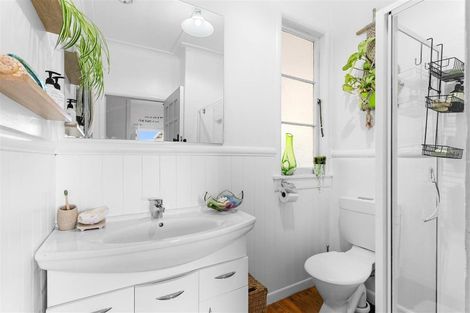 Photo of property in 9 Marshall Road, Kaiwaka, 0573