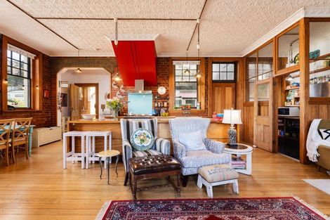 Photo of property in 247 Ravensbourne Road, Ravensbourne, Dunedin, 9022