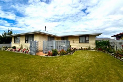 Photo of property in 124 Richard Pearse Drive, Temuka, 7920
