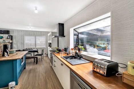 Photo of property in 117 Florence Avenue, Orewa, 0931