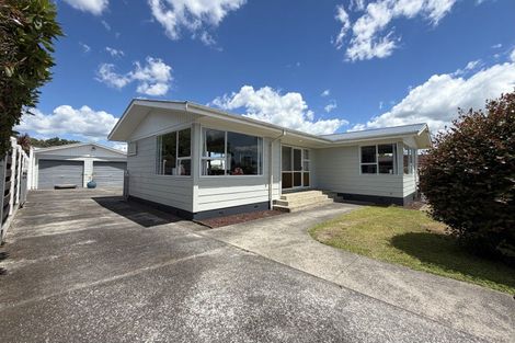 Photo of property in 3 Waianiwa Place, Tokoroa, 3420