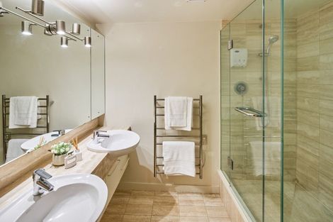 Photo of property in 1/326 Oriental Parade, Oriental Bay, Wellington, 6011