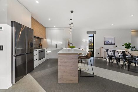 Photo of property in 69 Howden Drive, Jacks Point, 9371