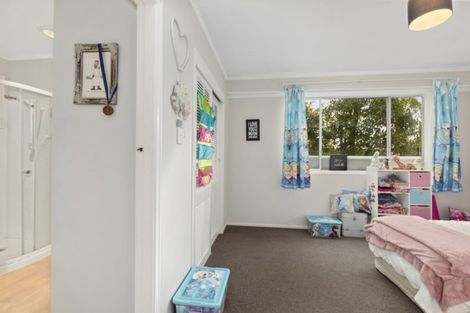 Photo of property in 140a Kamahi Street, Stokes Valley, Lower Hutt, 5019