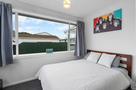 Photo of property in 1/33 Prestons Road, Redwood, Christchurch, 8051