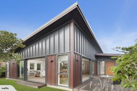 Photo of property in 92 Rugby Street, Awapuni, Palmerston North, 4412