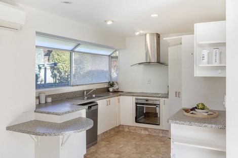 Photo of property in 23 Basil Place, Mount Pleasant, Christchurch, 8081