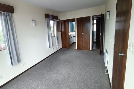 Photo of property in 5 Mataroa Avenue, Northland, Wellington, 6012