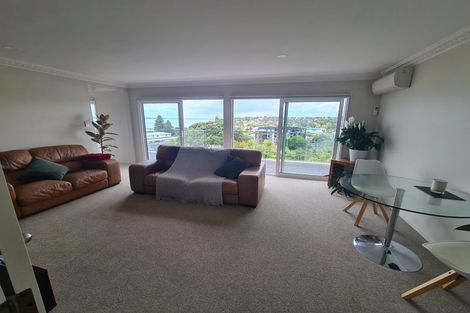 Photo of property in 1/29 Bayview Road, Browns Bay, Auckland, 0630