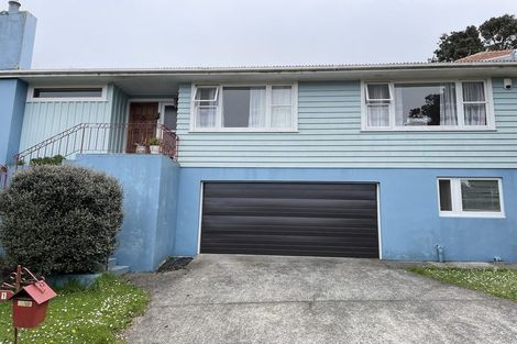 Photo of property in 1 Kohima Drive, Khandallah, Wellington, 6035