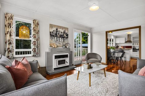 Photo of property in 49 Tiroroa Avenue, Te Atatu South, Auckland, 0610