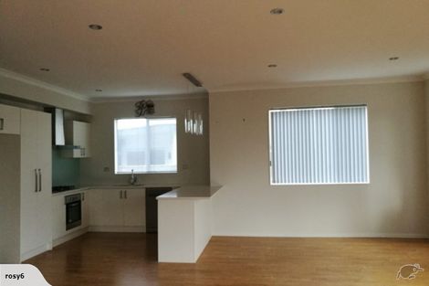 Photo of property in 43 Maylee Crescent, Gulf Harbour, Whangaparaoa, 0930