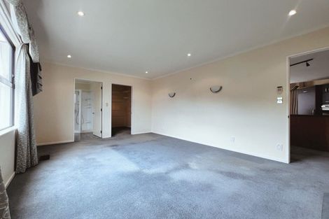 Photo of property in 24 Pendennis Point, Camborne, Porirua, 5026