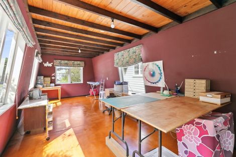 Photo of property in 4 Nicholson Road, Khandallah, Wellington, 6035