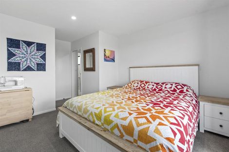 Photo of property in 6 Greenvale Place, Welcome Bay, Tauranga, 3112