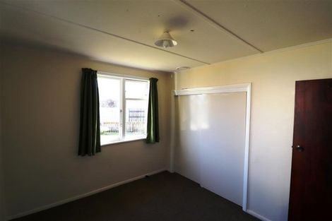 Photo of property in 9 Hewson Crescent, Otaki Beach, Otaki, 5512