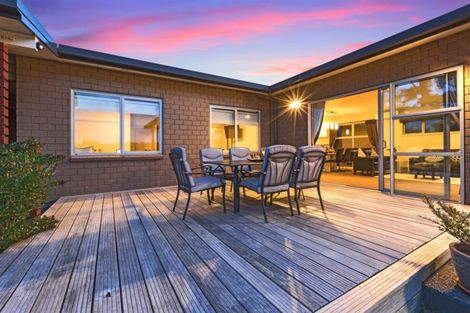 Photo of property in 23 Tasman Close, Aotea, Porirua, 5024