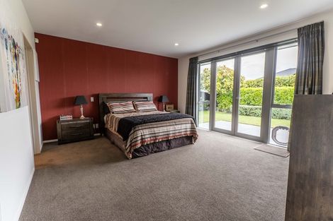 Photo of property in 27 Applefield Court, Northwood, Christchurch, 8051