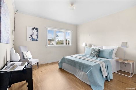 Photo of property in 71 Pah Road, Papatoetoe, Auckland, 2025