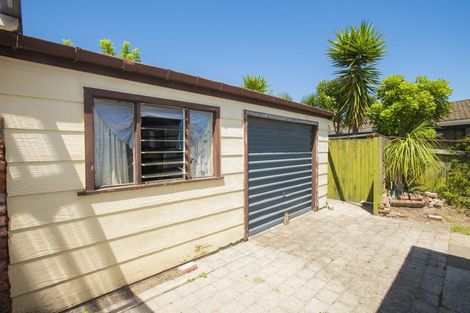 Photo of property in 4 Anita Grove, Riverdale, Gisborne, 4010