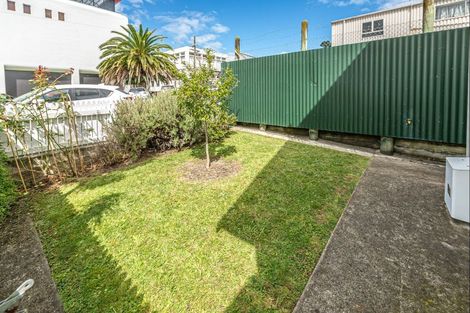 Photo of property in 6 Park Place, Whanganui, 4500