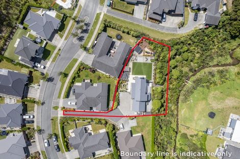 Photo of property in 40 Banks Boulevard, Whitby, Porirua, 5024