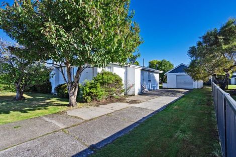 Photo of property in 220 Dome Street, Newfield, Invercargill, 9812
