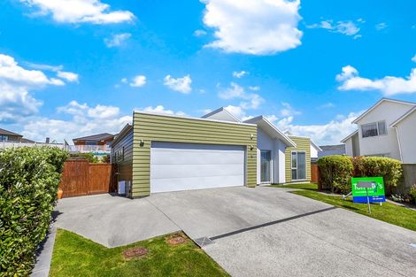Photo of property in 6 Grace Cove, Aotea, Porirua, 5024